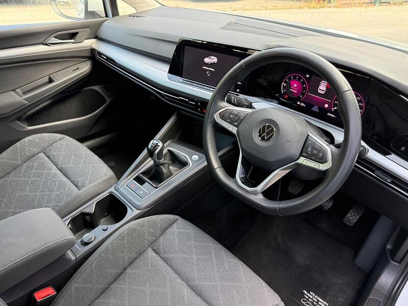 Volkswagen Golf 1.0 TSI Life Hatchback 5dr Petrol Manual Euro 6 (s/s) (110 ps) - U26076