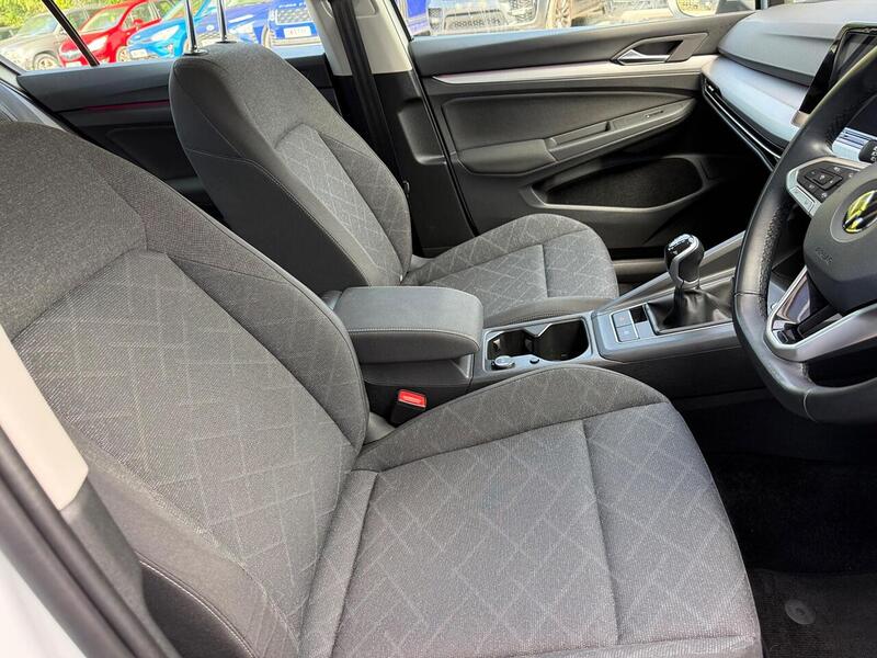 Volkswagen Golf 1.0 TSI Life Hatchback 5dr Petrol Manual Euro 6 (s/s) (110 ps) - U26076