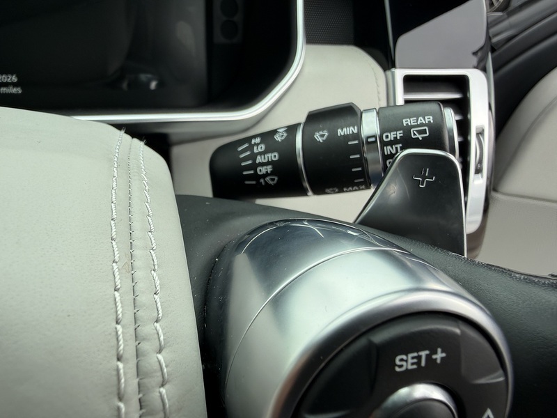Land Rover Range Rover 4.4 SD V8 Autobiography SUV 5dr Diesel Auto 4WD Euro 6 (s/s) (339 ps) - U26080