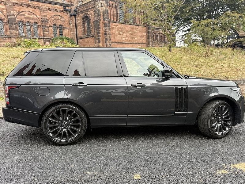Land Rover Range Rover 4.4 SD V8 Autobiography SUV 5dr Diesel Auto 4WD Euro 6 (s/s) (339 ps) - U26080