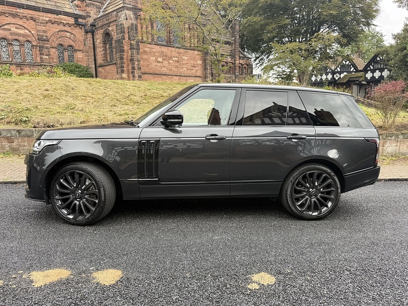 Land Rover Range Rover 4.4 SD V8 Autobiography SUV 5dr Diesel Auto 4WD Euro 6 (s/s) (339 ps) - U26080