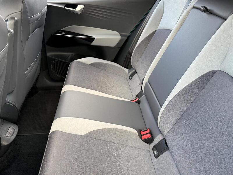 Volkswagen ID.3 Pro Performance 58kWh 1ST Edition Hatchback 5dr Electric Auto (204 ps) - U26081