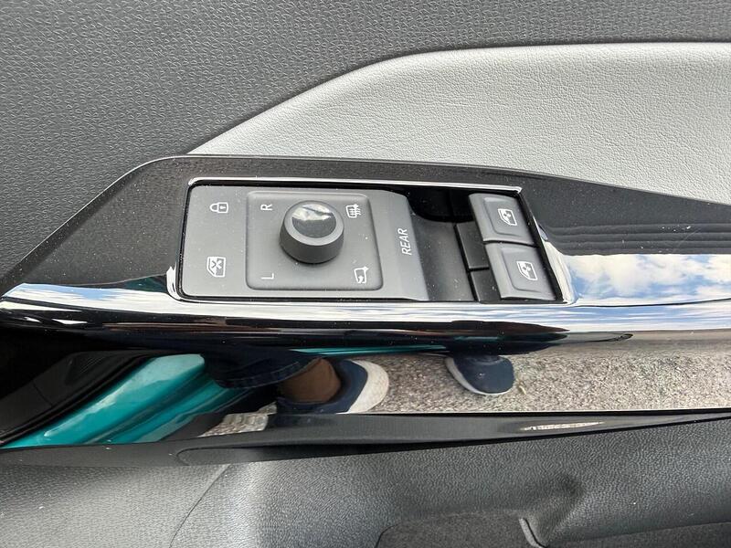 Volkswagen ID.3 Pro Performance 58kWh 1ST Edition Hatchback 5dr Electric Auto (204 ps) - U26081