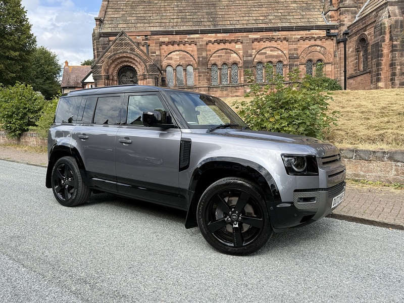 Land Rover Defender 110 2.0 P400e 15.4kWh X-Dynamic SE SUV 5dr Petrol Plug-in Hybrid Auto 4WD Euro 6 (s/s) (404 ps) - U26083
