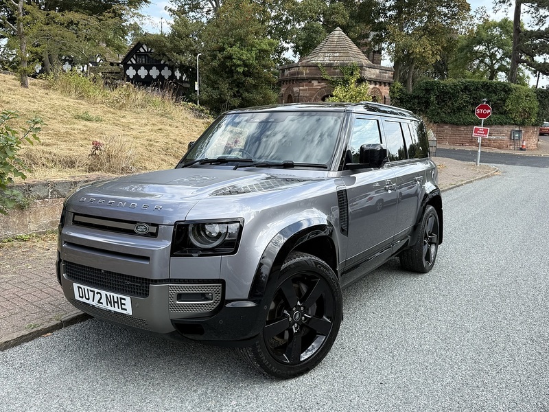 Land Rover Defender 110 2.0 P400e 15.4kWh X-Dynamic SE SUV 5dr Petrol Plug-in Hybrid Auto 4WD Euro 6 (s/s) (404 ps) - U26083