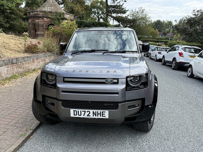 Land Rover Defender 110 2.0 P400e 15.4kWh X-Dynamic SE SUV 5dr Petrol Plug-in Hybrid Auto 4WD Euro 6 (s/s) (404 ps) - U26083