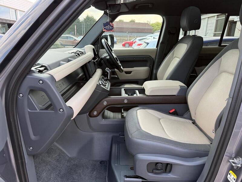 Land Rover Defender 110 2.0 P400e 15.4kWh X-Dynamic SE SUV 5dr Petrol Plug-in Hybrid Auto 4WD Euro 6 (s/s) (404 ps) - U26083