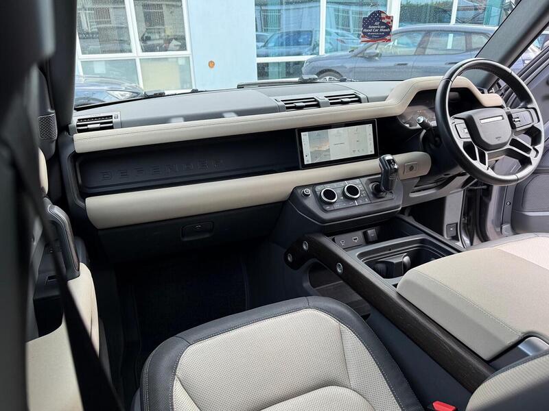 Land Rover Defender 110 2.0 P400e 15.4kWh X-Dynamic SE SUV 5dr Petrol Plug-in Hybrid Auto 4WD Euro 6 (s/s) (404 ps) - U26083