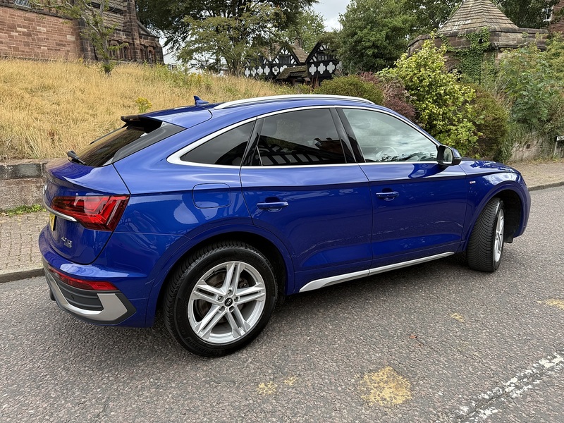 Audi Q5 2.0 TDI 40 S line Sportback 5dr Diesel S Tronic quattro Euro 6 (s/s) (204 ps) - U26084