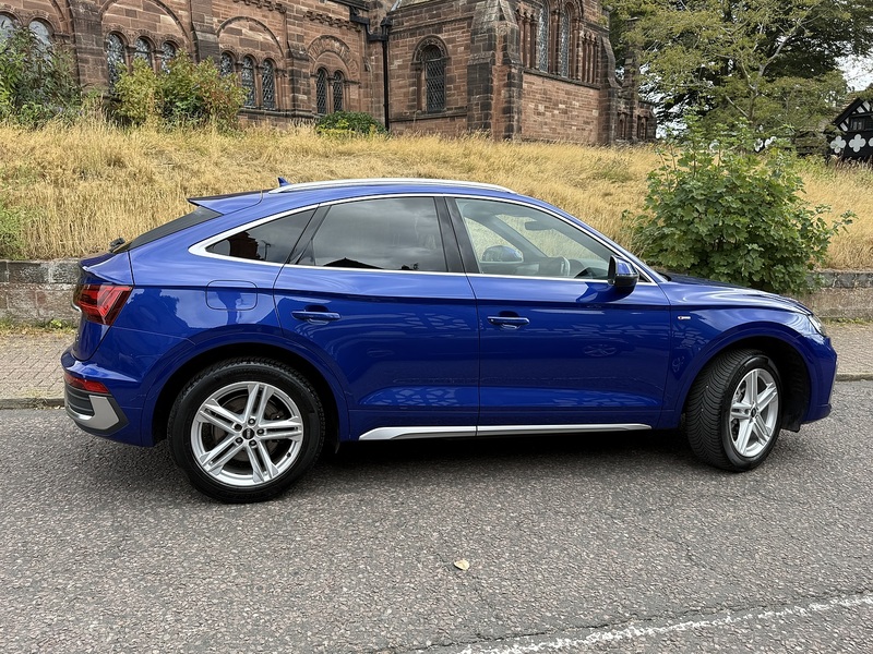 Audi Q5 2.0 TDI 40 S line Sportback 5dr Diesel S Tronic quattro Euro 6 (s/s) (204 ps) - U26084