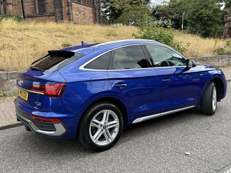 Audi Q5 2.0 TDI 40 S line Sportback 5dr Diesel S Tronic quattro Euro 6 (s/s) (204 ps) - U26084