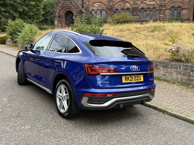 Audi Q5 2.0 TDI 40 S line Sportback 5dr Diesel S Tronic quattro Euro 6 (s/s) (204 ps) - U26084