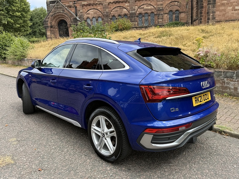 Audi Q5 2.0 TDI 40 S line Sportback 5dr Diesel S Tronic quattro Euro 6 (s/s) (204 ps) - U26084