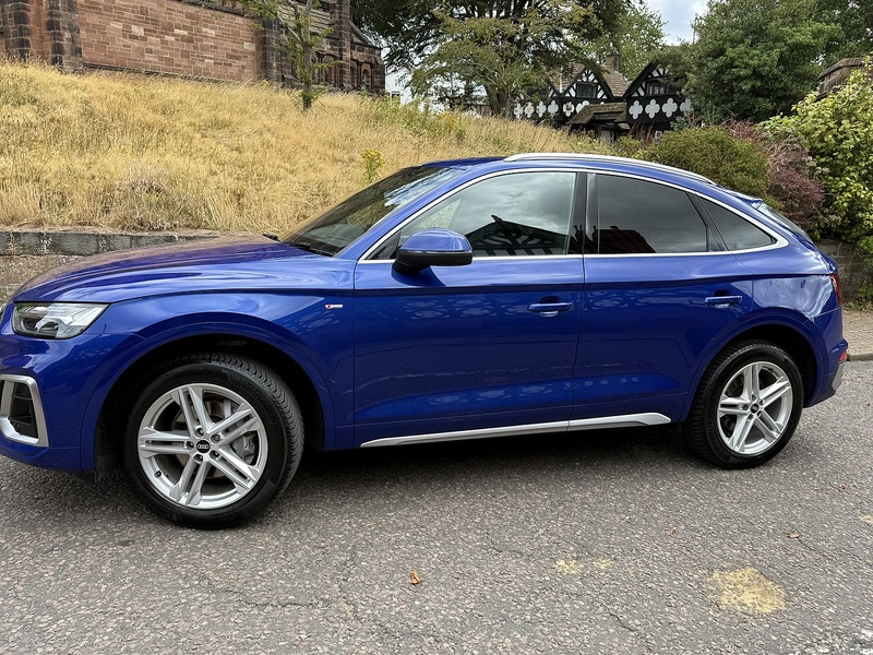 Audi Q5 2.0 TDI 40 S line Sportback 5dr Diesel S Tronic quattro Euro 6 (s/s) (204 ps) - U26084