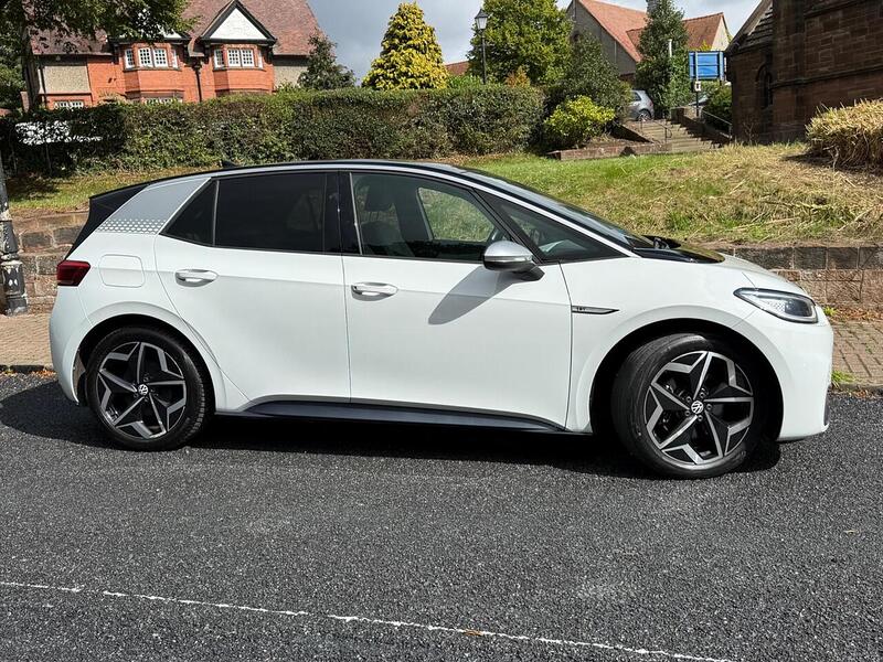 Volkswagen ID.3 Pro Performance 58kWh 1ST Edition Hatchback 5dr Electric Auto (204 ps) - U26094