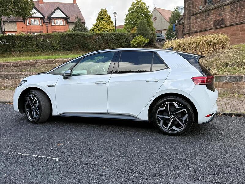 Volkswagen ID.3 Pro Performance 58kWh 1ST Edition Hatchback 5dr Electric Auto (204 ps) - U26094