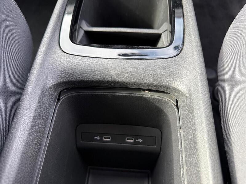 Volkswagen ID.3 Pro Performance 58kWh 1ST Edition Hatchback 5dr Electric Auto (204 ps) - U26094
