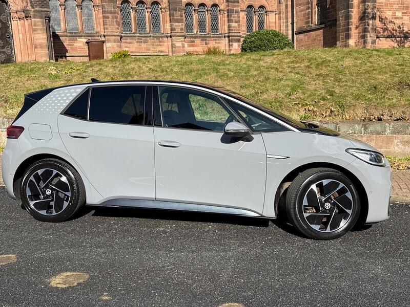 Volkswagen ID.3 Pro Performance 58kWh Family Hatchback 5dr Electric Auto (204 ps) - U26096