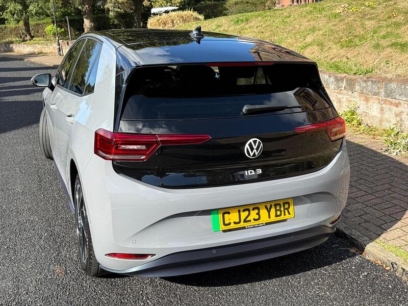 Volkswagen ID.3 Pro Performance 58kWh Family Hatchback 5dr Electric Auto (204 ps) - U26096