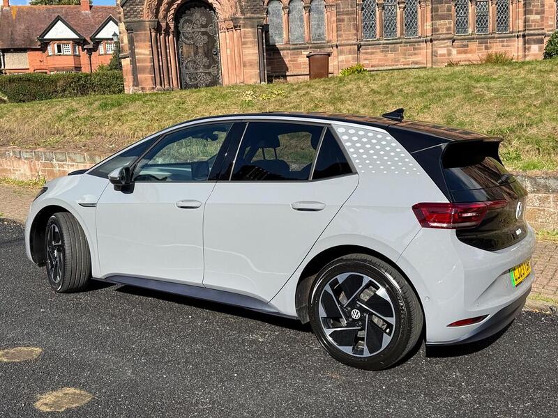 Volkswagen ID.3 Pro Performance 58kWh Family Hatchback 5dr Electric Auto (204 ps) - U26096