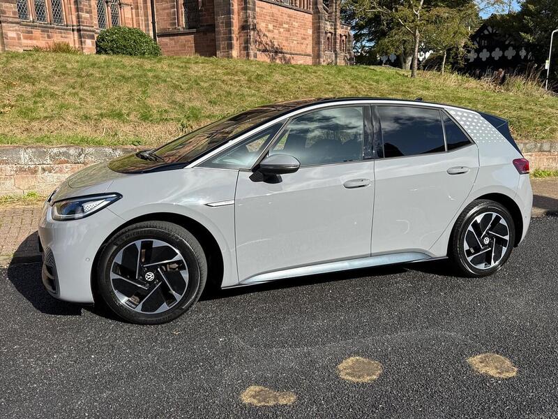 Volkswagen ID.3 Pro Performance 58kWh Family Hatchback 5dr Electric Auto (204 ps) - U26096
