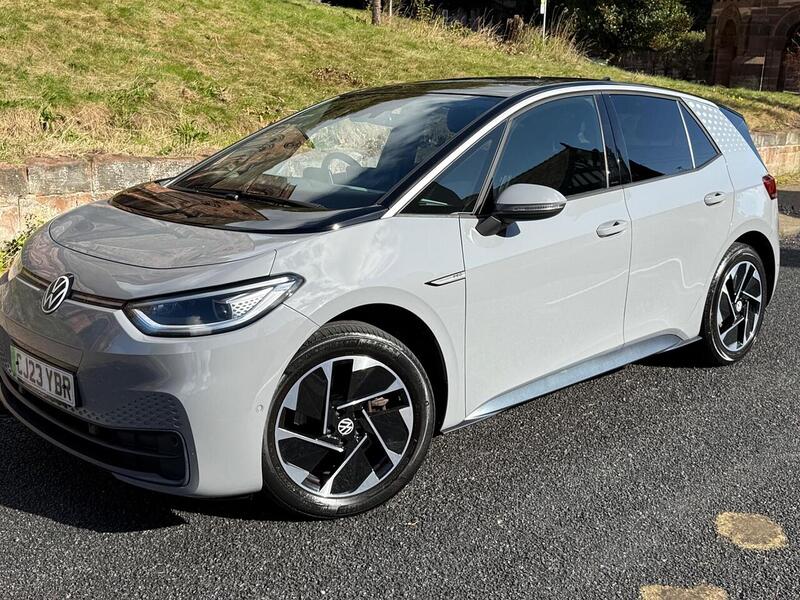 Volkswagen ID.3 Pro Performance 58kWh Family Hatchback 5dr Electric Auto (204 ps) - U26096