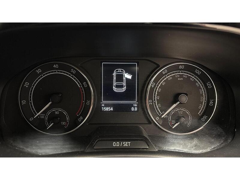 Skoda Fabia 1.0 MPI SE Comfort Hatchback 5dr Petrol Manual Euro 6 (s/s) (80 ps) - U26107