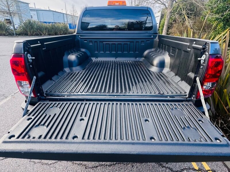 Toyota Hilux D-4D Invincible - U11