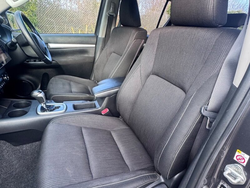 Toyota Hilux D-4D Invincible - U11