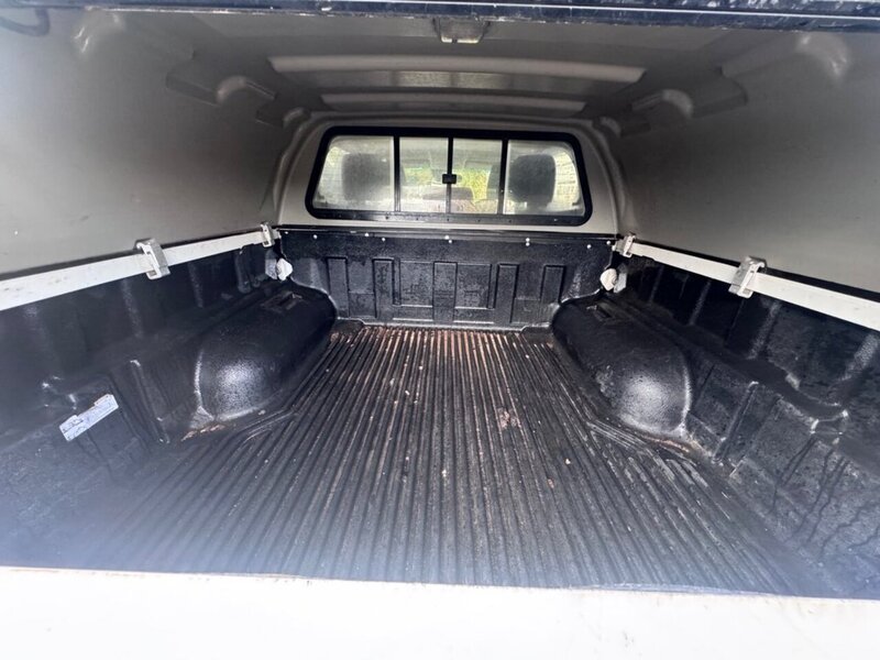 Toyota Hilux D-4D Invincible - U12