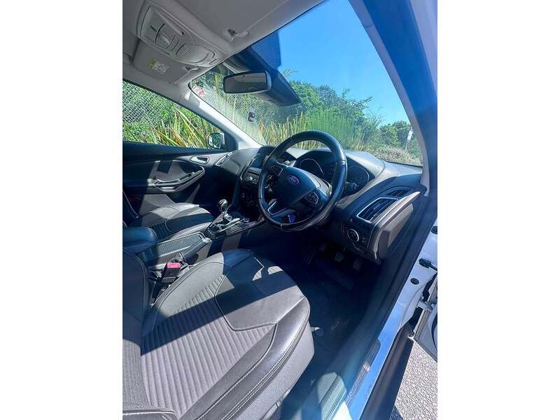 Ford Focus T EcoBoost Titanium X - U40