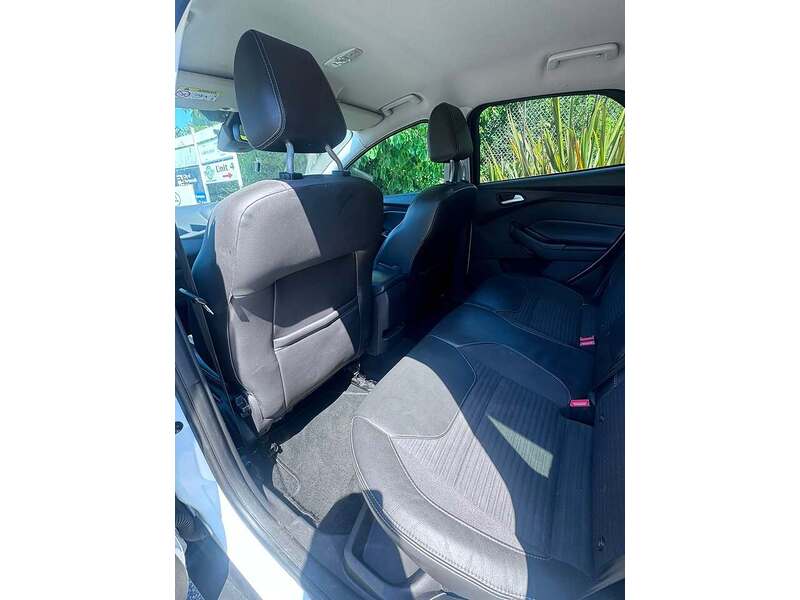 Ford Focus T EcoBoost Titanium X - U40