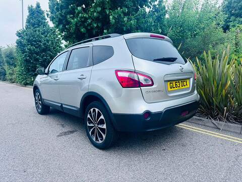 Nissan Qashqai+2 dCi 360 - U48