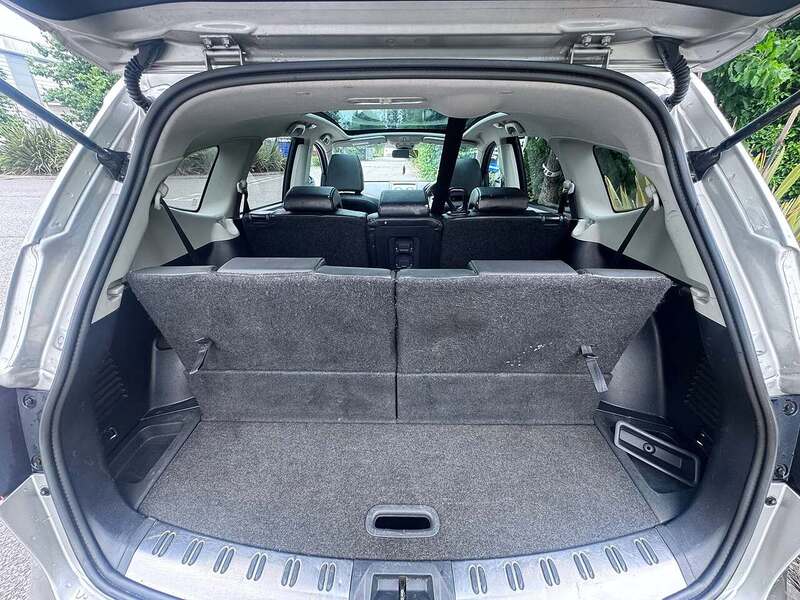 Nissan Qashqai+2 dCi 360 - U48
