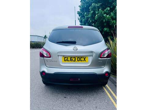 Nissan Qashqai+2 dCi 360 - U48