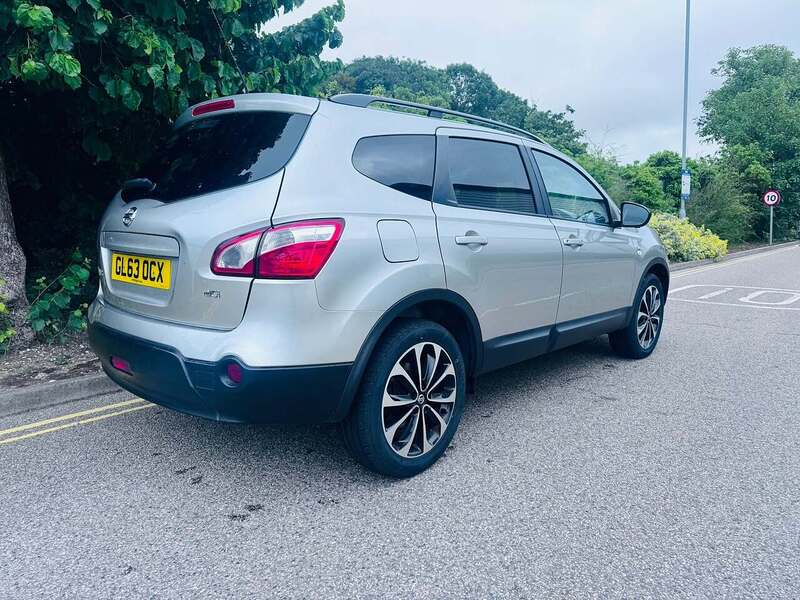 Nissan Qashqai+2 dCi 360 - U48