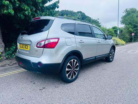 Nissan Qashqai+2 dCi 360 - U48