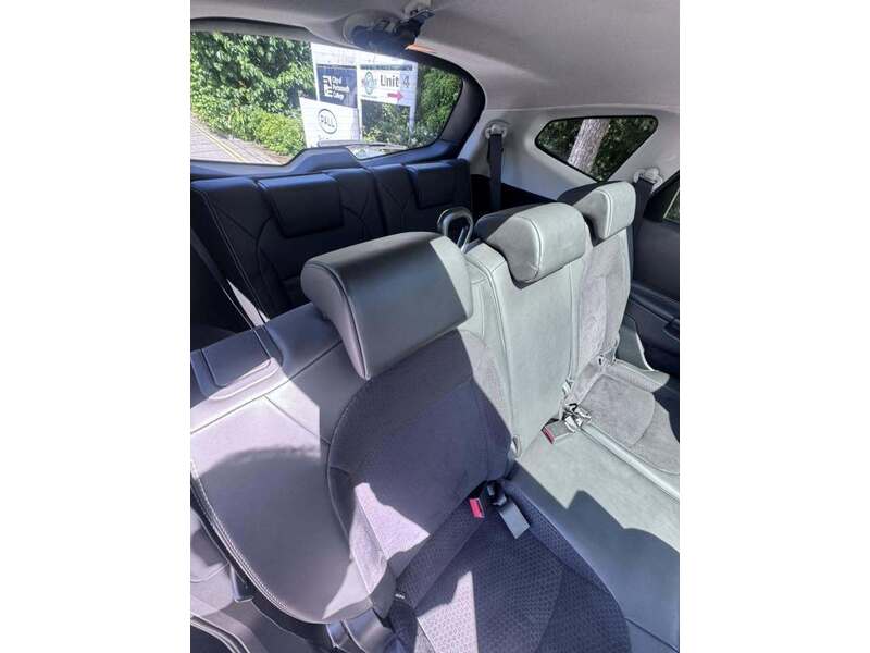 Nissan Qashqai+2 dCi 360 - U52