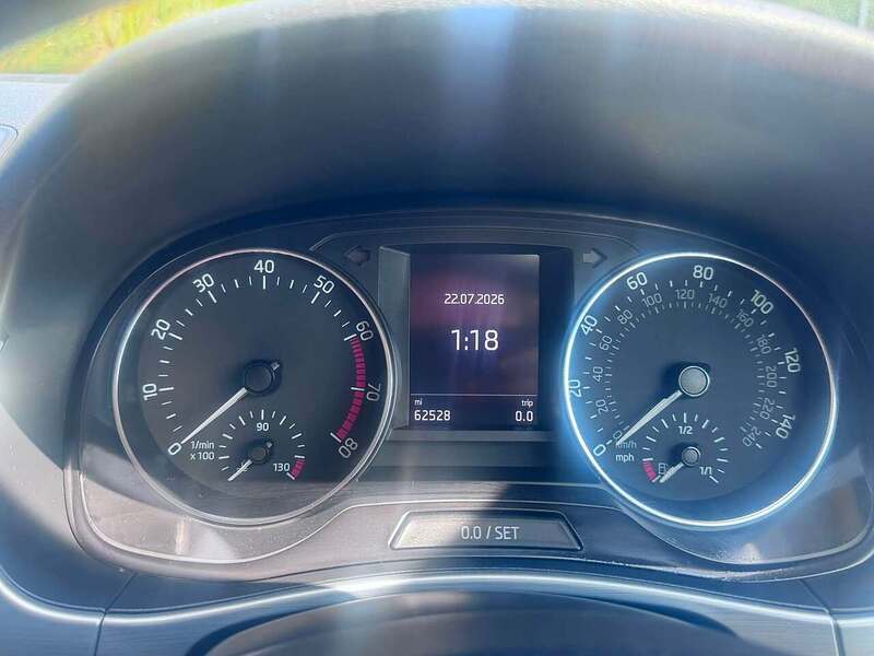 Skoda Fabia TSI SE - U55