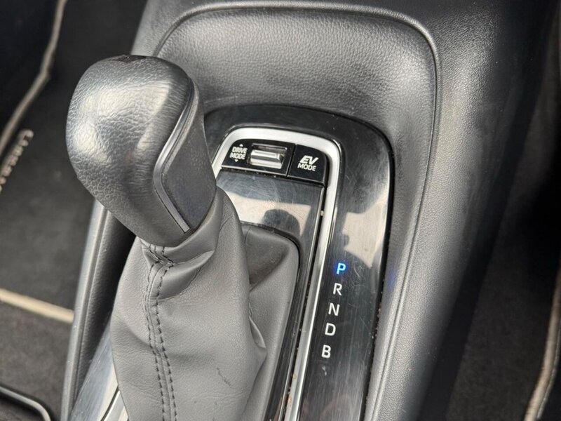 Toyota Corolla VVT-h Icon Tech - U6