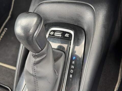 Toyota Corolla VVT-h Icon Tech - U6
