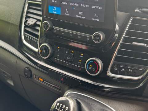 Ford Transit Custom 300 EcoBlue Limited - U8
