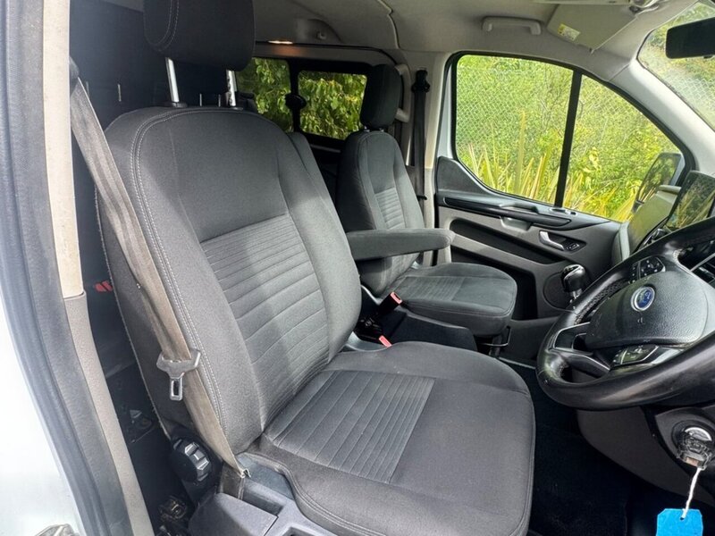 Ford Transit Custom 300 EcoBlue Limited - U8