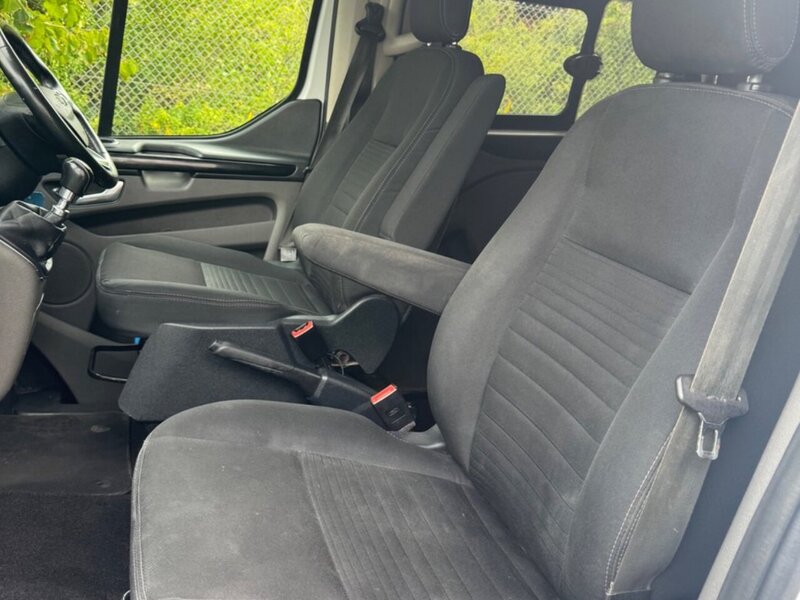 Ford Transit Custom 300 EcoBlue Limited - U8