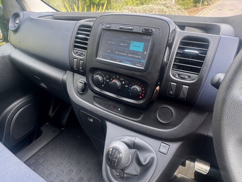 Vauxhall Vivaro CDTi 2900 - U9