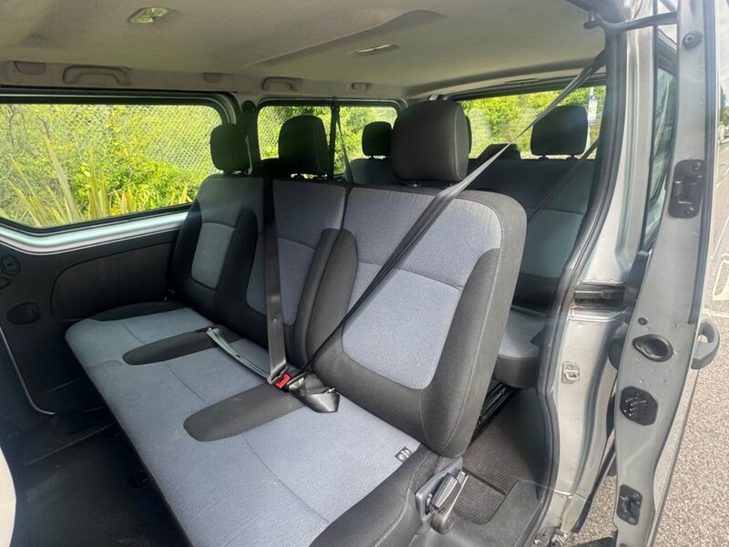 Vauxhall Vivaro CDTi 2900 - U9