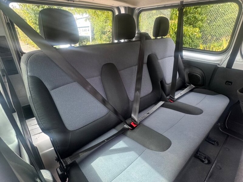 Vauxhall Vivaro CDTi 2900 - U9