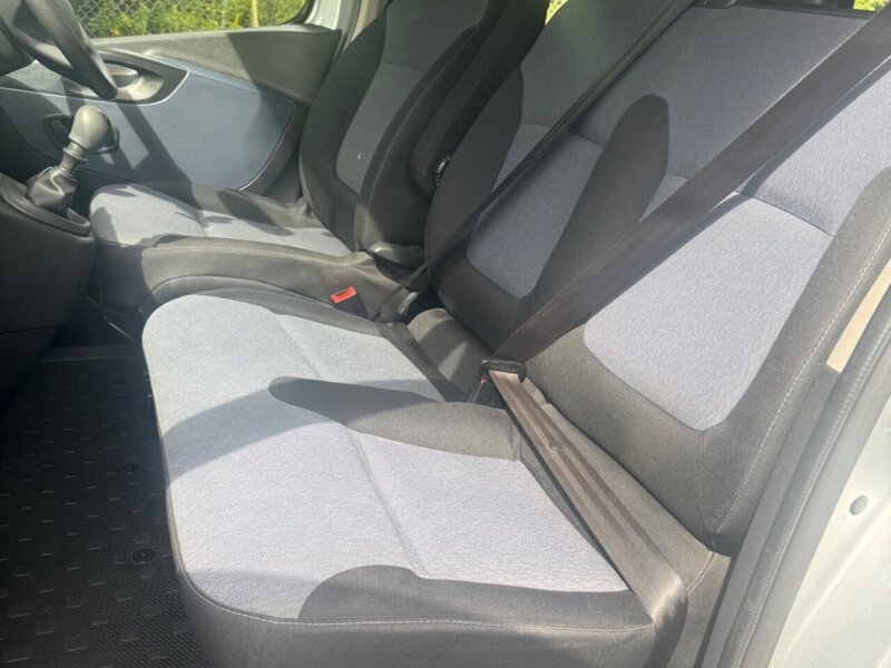 Vauxhall Vivaro CDTi 2900 - U9
