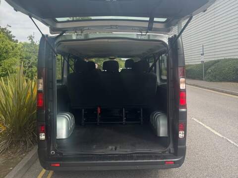 Vauxhall Vivaro CDTi 2900 - U9
