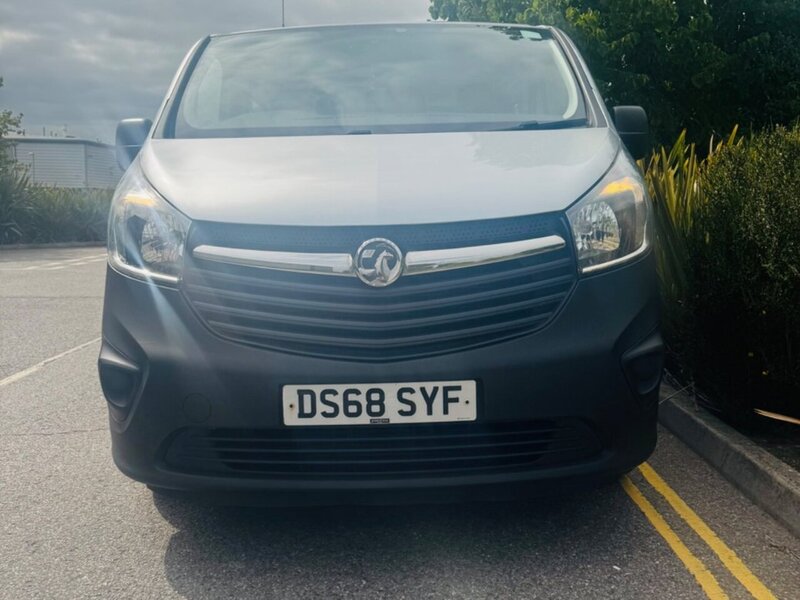Vauxhall Vivaro CDTi 2900 - U9